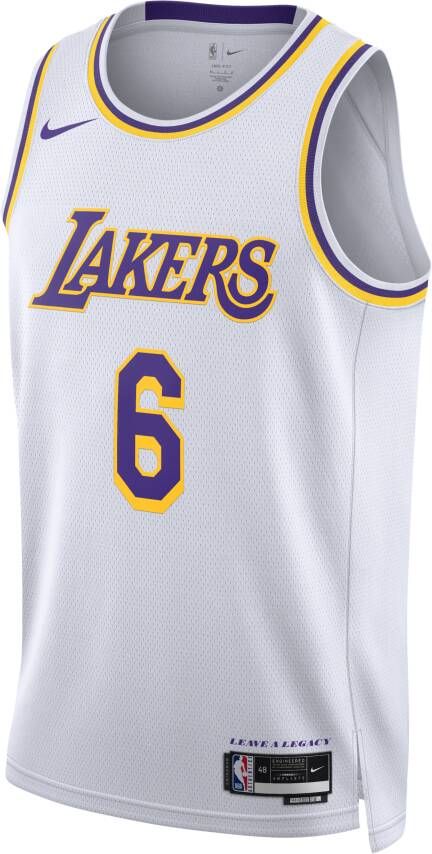 Nike Los Angeles Lakers Association Edition 2022 23 Swingman NBA-jersey met Dri-FIT Wit