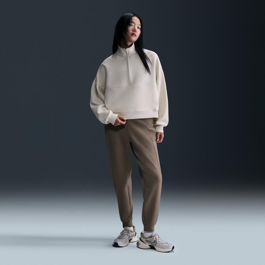 Nike 24.7 ImpossiblySoft Dri-FIT oversized damestop met halflange rits Bruin - Foto 2