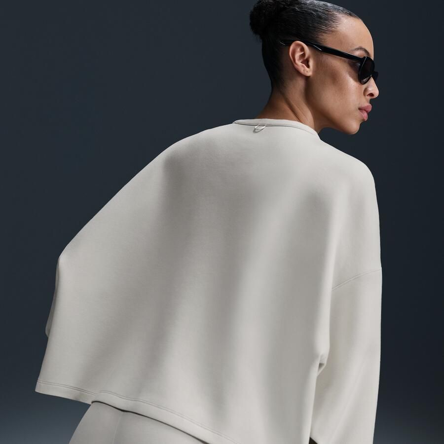 Nike 24.7 ImpossiblySoft Dri-FIT oversized damestop met ronde hals Bruin - Foto 4