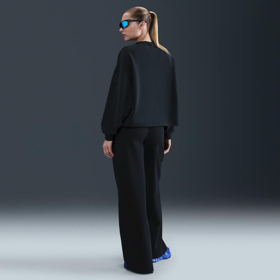 Nike 24.7 ImpossiblySoft Dri-FIT ruimvallende broek met hoge taille en flare voor dames Zwart - Foto 3