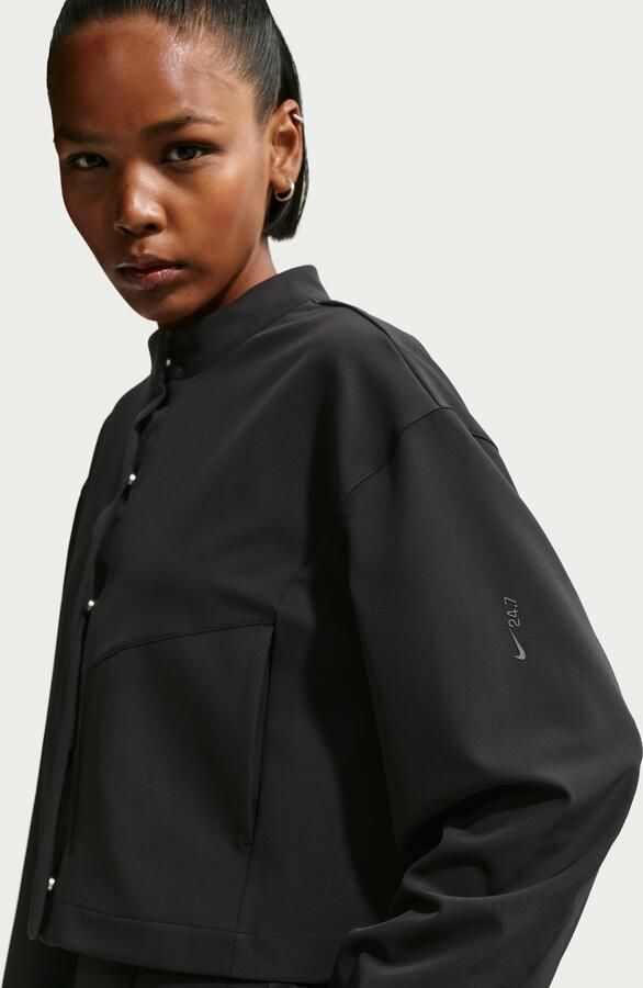 Nike  24.7 PerfectStretch Dri-FIT cropped damesjack met ruimvallende pasvorm Zwart - Foto 3