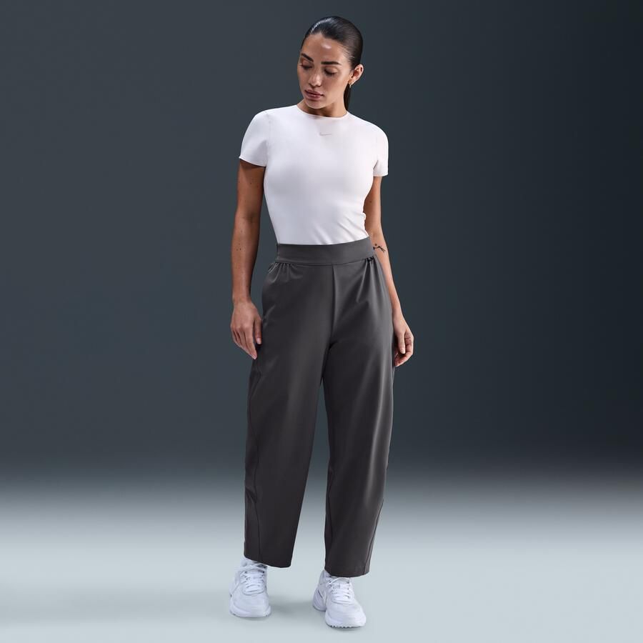 Nike 24.7 PerfectStretch Dri-FIT ruimvallende ballonbroek met hoge taille voor dames Grijs - Foto 3