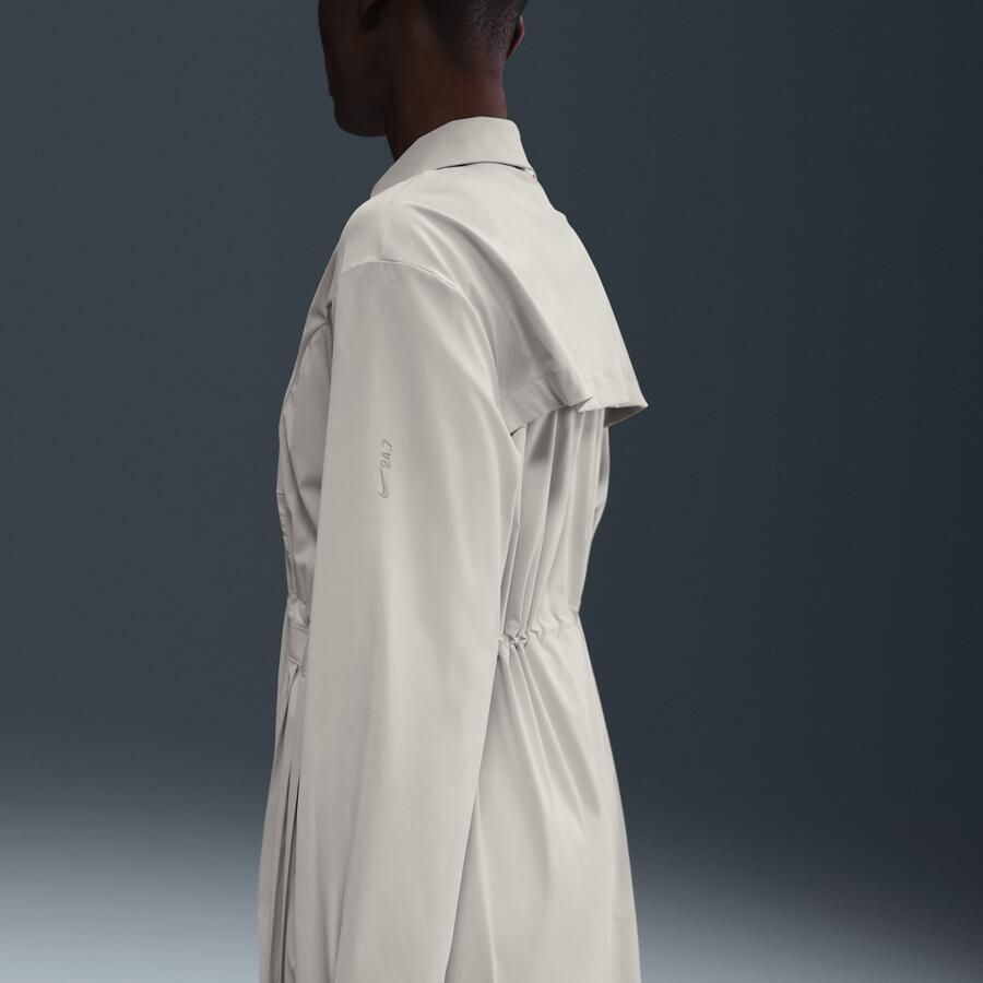 Nike 24.7 PerfectStretch oversized trenchcoat met Dri-FIT voor dames Bruin - Foto 2