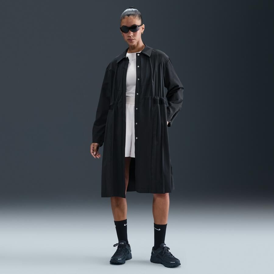Nike 24.7 PerfectStretch oversized trenchcoat met Dri-FIT voor dames Zwart - Foto 4
