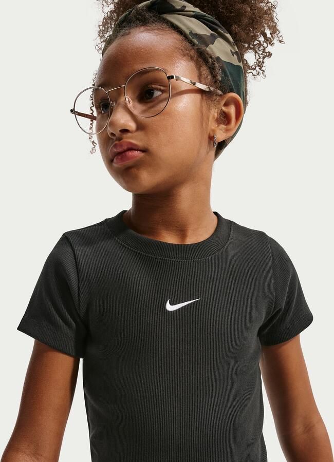 Nike aansluitend cropped geribd T-shirt voor meisjes Zwart - Foto 4