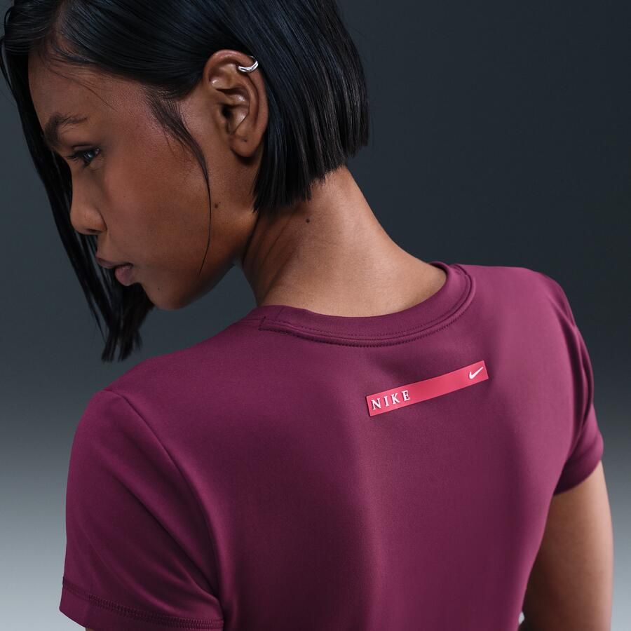 Nike aansluitend cropped top voor dames Rood