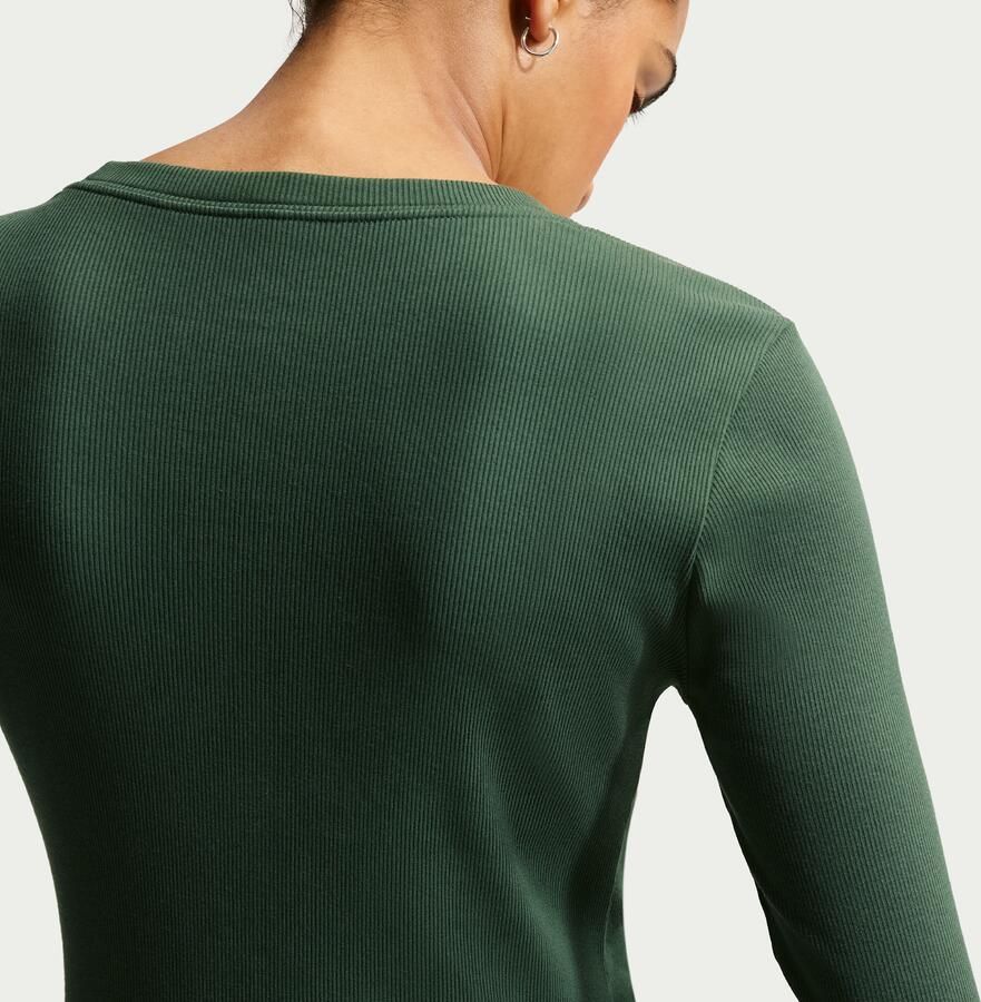 Nike aansluitend geribd T-shirt met lange mouwen voor dames Groen - Foto 2