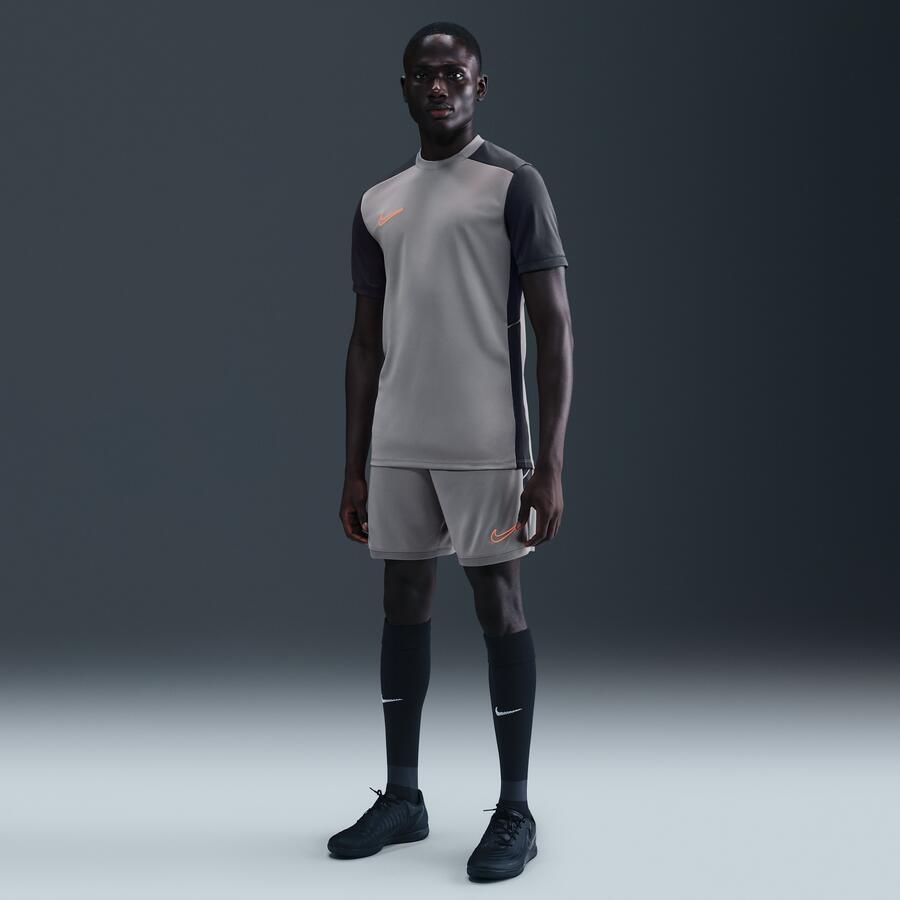 Nike Academy Dri-FIT voetbalshorts voor heren Grijs - Foto 4