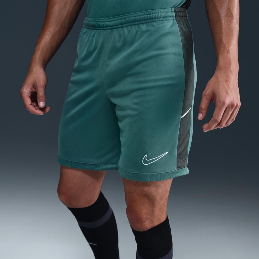 Nike Academy Dri-FIT voetbalshorts voor heren Groen