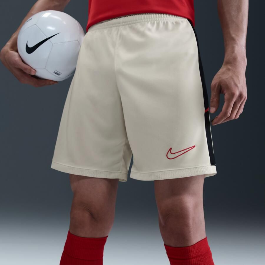 Nike Academy Dri-FIT voetbalshorts voor heren Wit