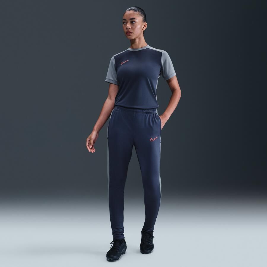 Nike Academy voetbalbroek met Dri-FIT voor dames Blauw - Foto 4