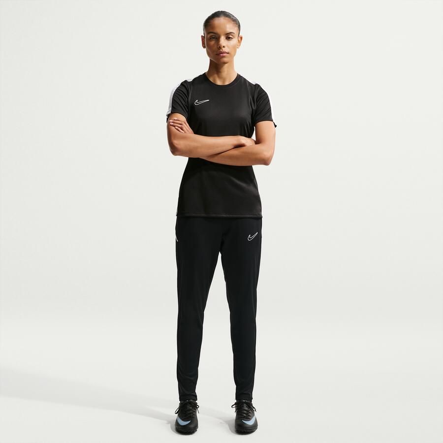 Nike Academy voetbalbroek met Dri-FIT voor dames Zwart