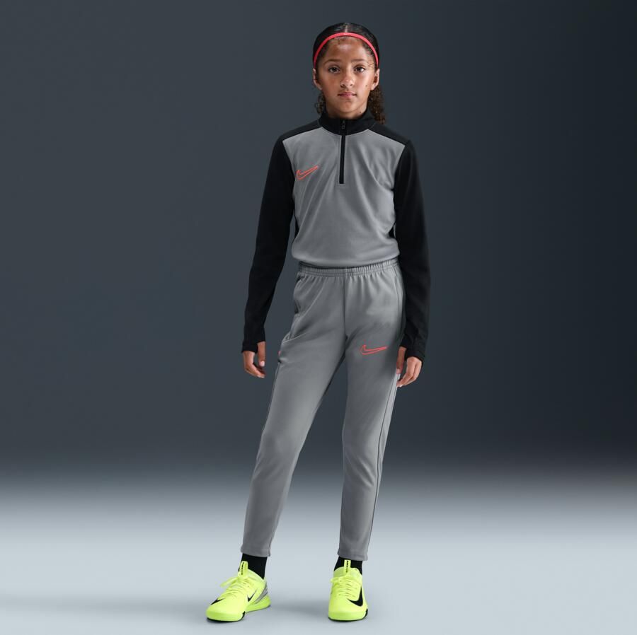 Nike Academy voetbalbroek met Dri-FIT voor kids Grijs - Foto 4