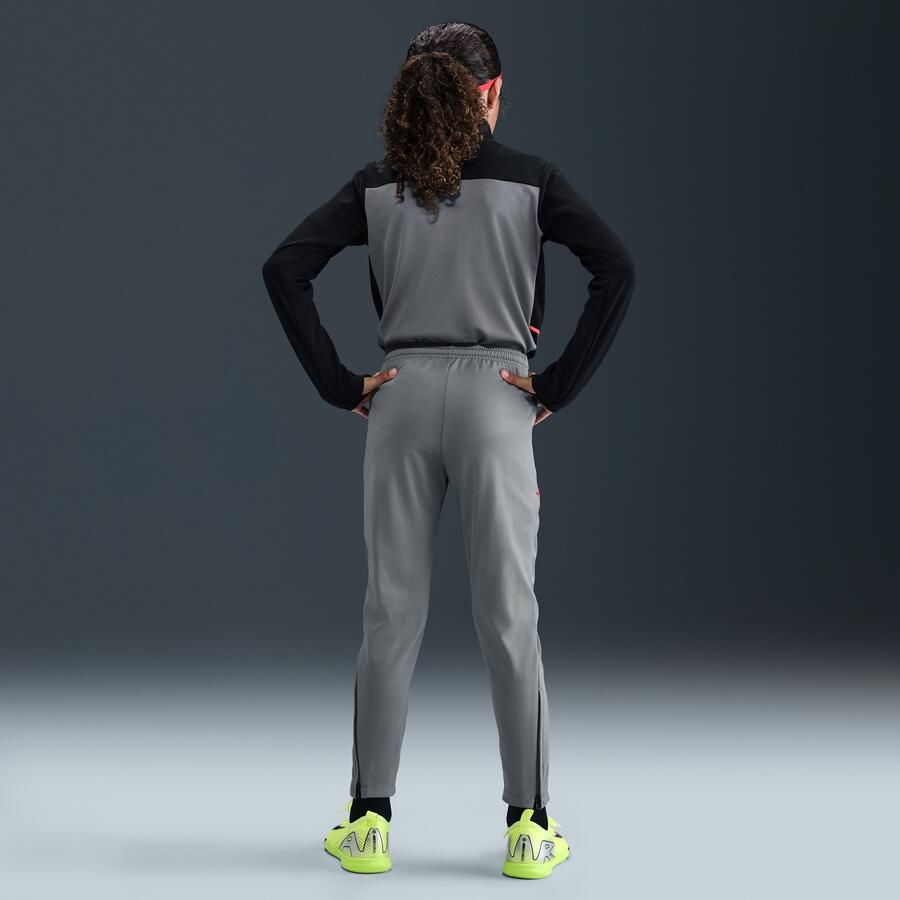 Nike Academy voetbalbroek met Dri-FIT voor kids Grijs - Foto 3