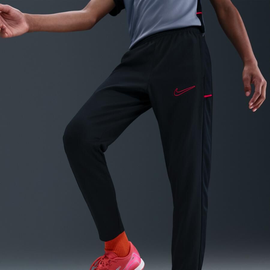 Nike Academy voetbalbroek met Dri-FIT voor kids Zwart