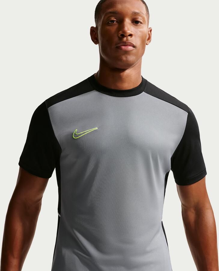 Nike Academy voetbaltop met Dri-FIT en korte mouwen voor heren Grijs - Foto 4
