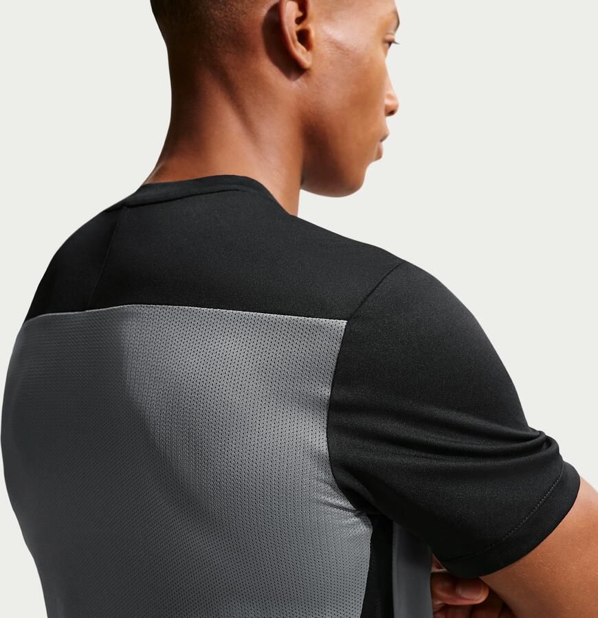 Nike Academy voetbaltop met Dri-FIT en korte mouwen voor heren Grijs - Foto 2