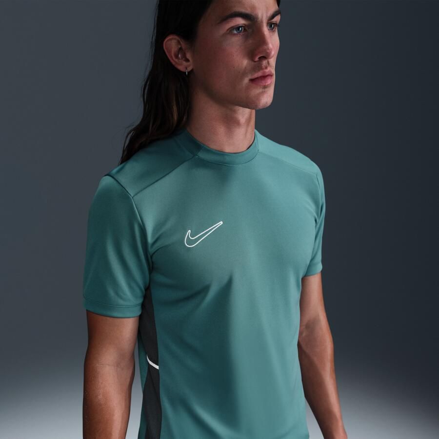 Nike Academy voetbaltop met Dri-FIT en korte mouwen voor heren Groen - Foto 4