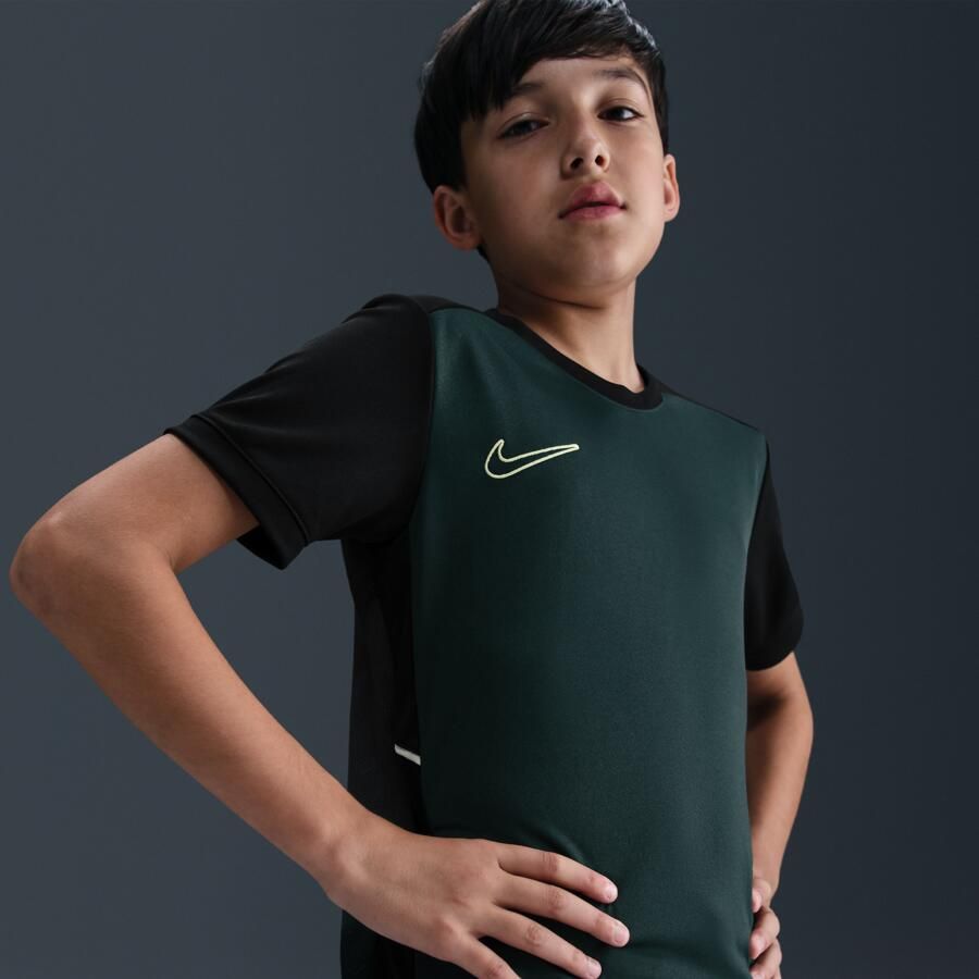Nike Academy voetbaltop met Dri-FIT voor kids Groen - Foto 2