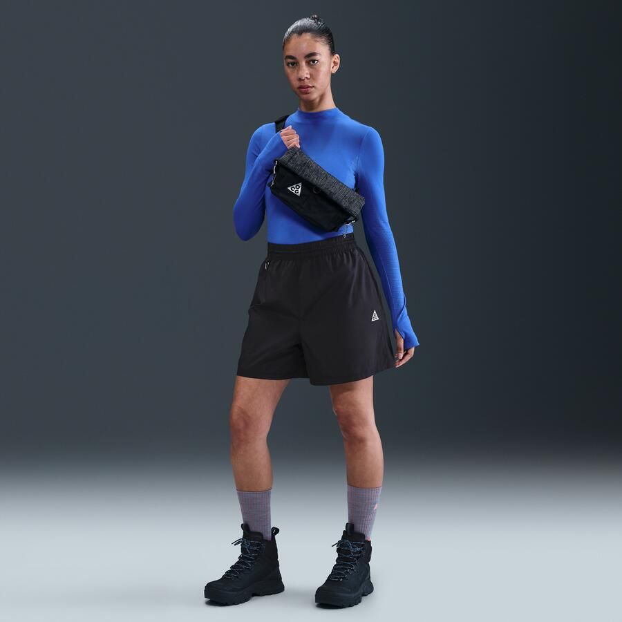 Nike ACG Repel ripstop shorts met halfhoge taille voor dames Zwart - Foto 4