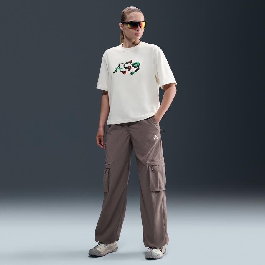 Nike ACG T-shirt met graphic voor dames Bruin - Foto 3