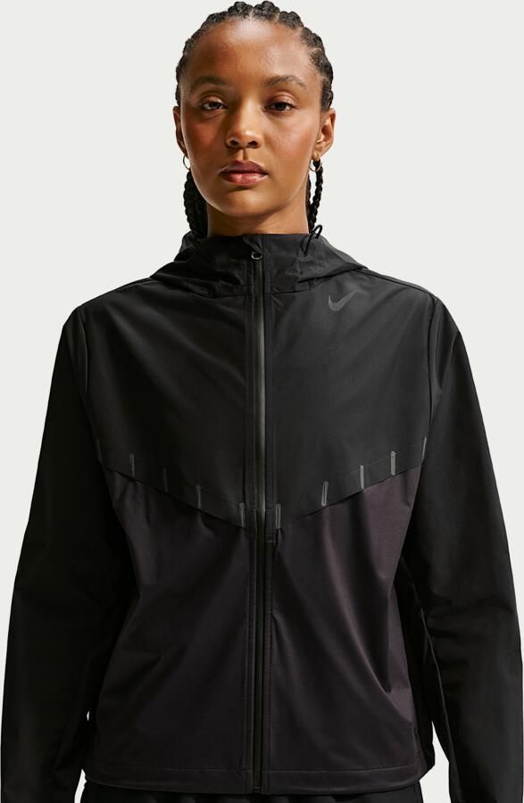 Nike AeroSwift Aerogami Storm-FIT hardloopjack voor dames Zwart