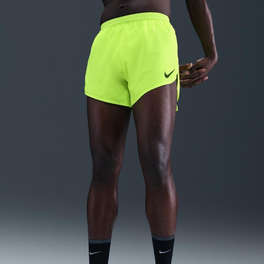 Nike AeroSwift Dri-FIT ADV hardloopshorts met binnenbroek voor heren (10 cm) Geel