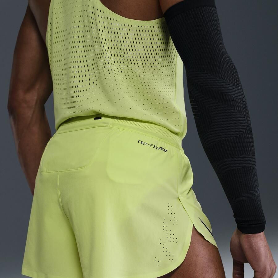 Nike AeroSwift Dri-FIT ADV hardloopshorts met binnenbroek voor heren (5 cm) Geel - Foto 2