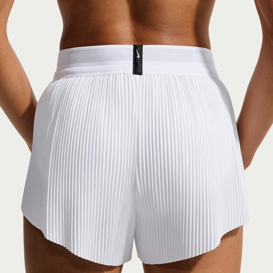 Nike AeroSwift Dri-FIT ADV hardloopshorts met halfhoge taille en binnenbroekje voor dames (8 cm) Wit - Foto 2