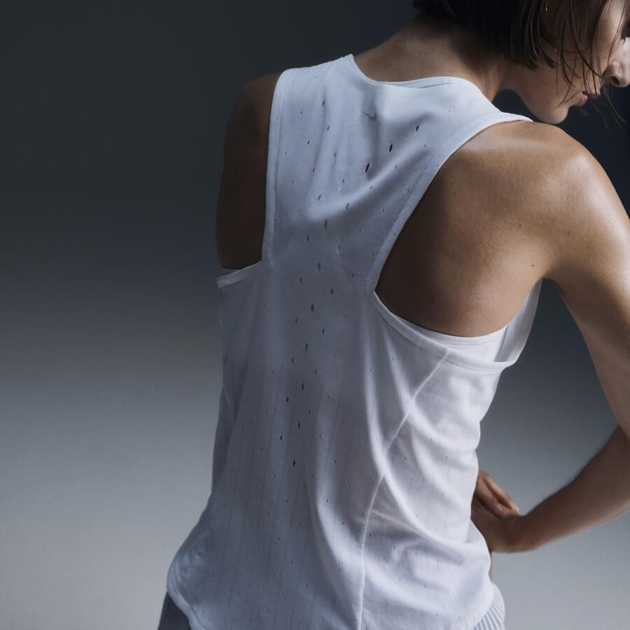 Nike AeroSwift Dri-FIT ADV hardloopsinglet voor dames Wit