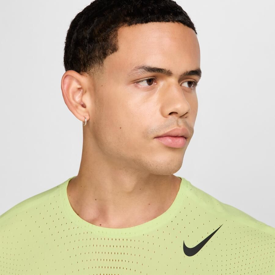 Nike AeroSwift Dri-FIT ADV hardlooptop met korte mouwen voor heren Geel - Foto 2