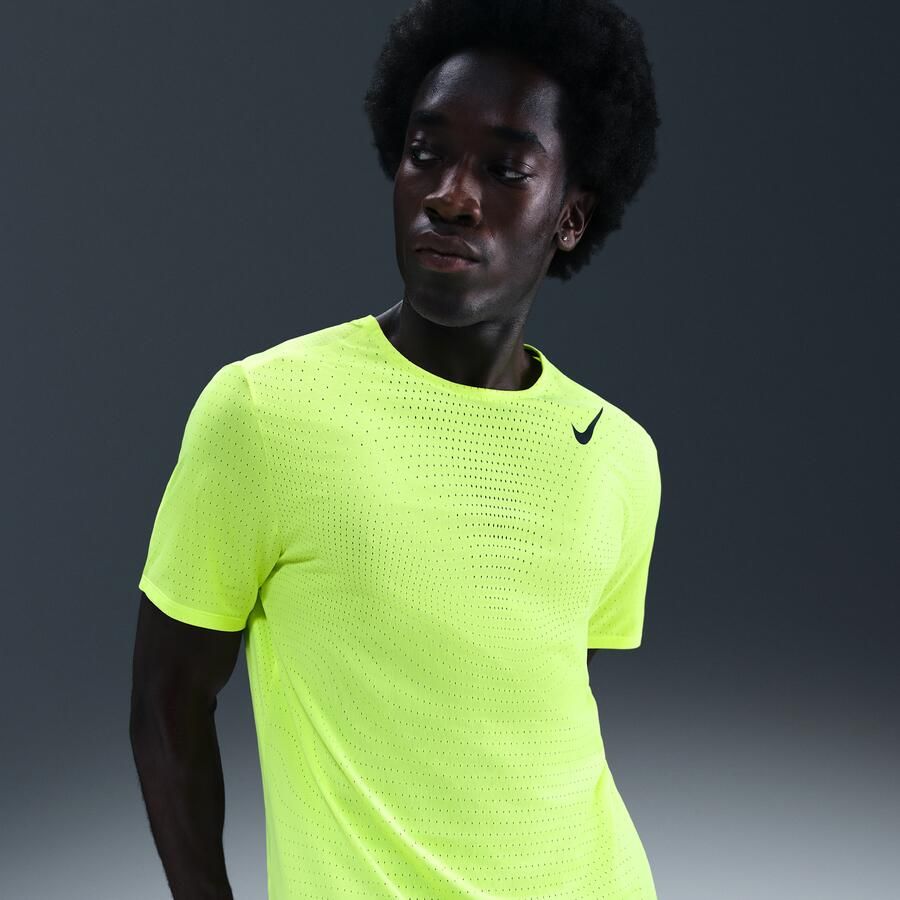 Nike AeroSwift Dri-FIT ADV hardlooptop met korte mouwen voor heren Geel - Foto 4