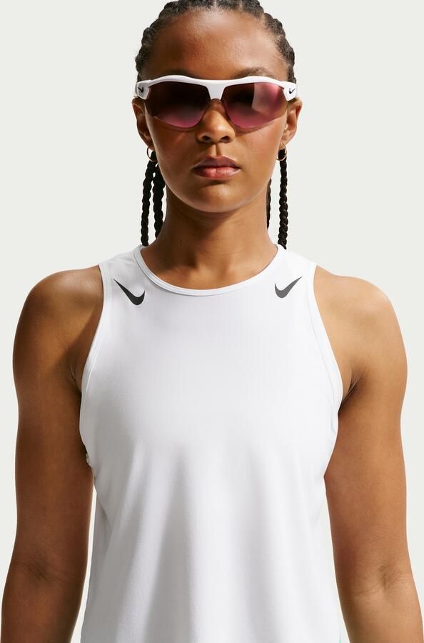 Nike AeroSwift Dri-FIT ADV korte hardlooptanktop voor dames Wit
