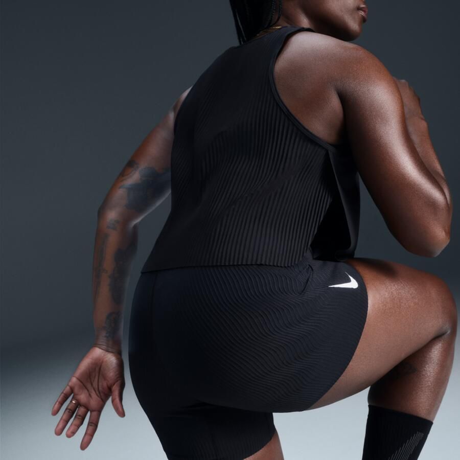 Nike AeroSwift Dri-FIT ADV korte hardlooptanktop voor dames Zwart