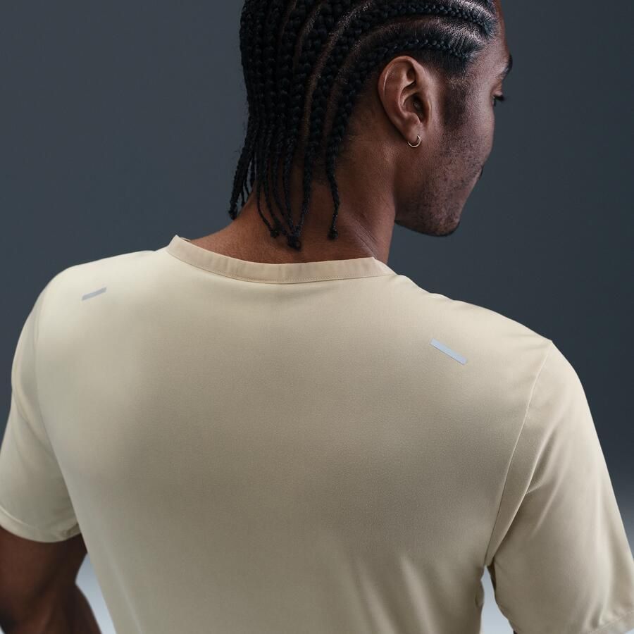 Nike Air Max Dri-FIT T-shirt voor heren Bruin