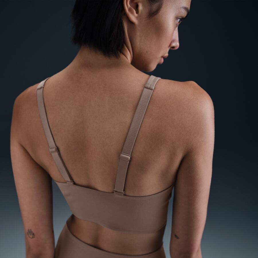 Nike Alate Medium Support lange padded sport-bh met medium ondersteuning Bruin - Foto 4