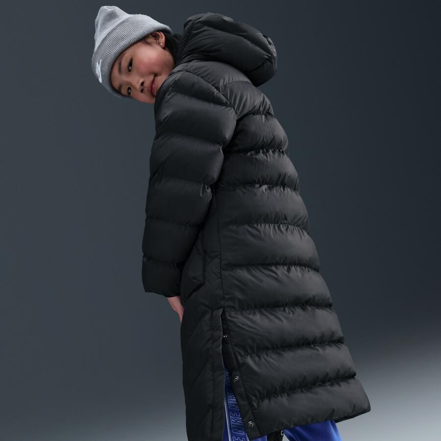 Nike All Day Play gewatteerde Therma-FIT parka met ruime pasvorm voor kids Zwart - Foto 3