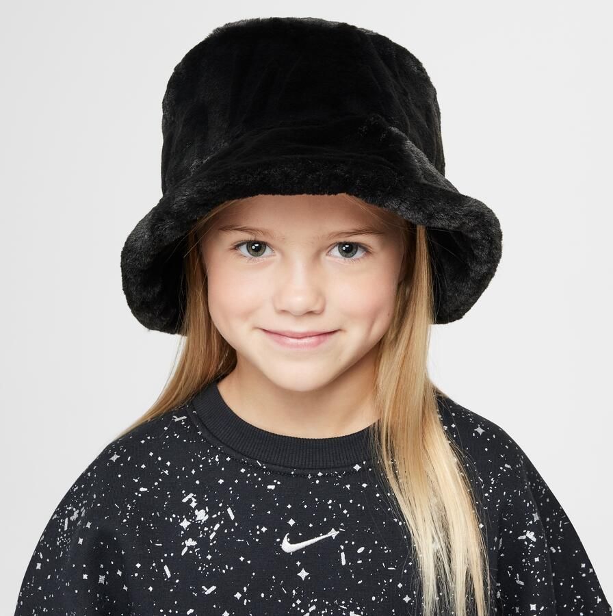 Nike Apex vissershoedje voor kids Zwart - Foto 3