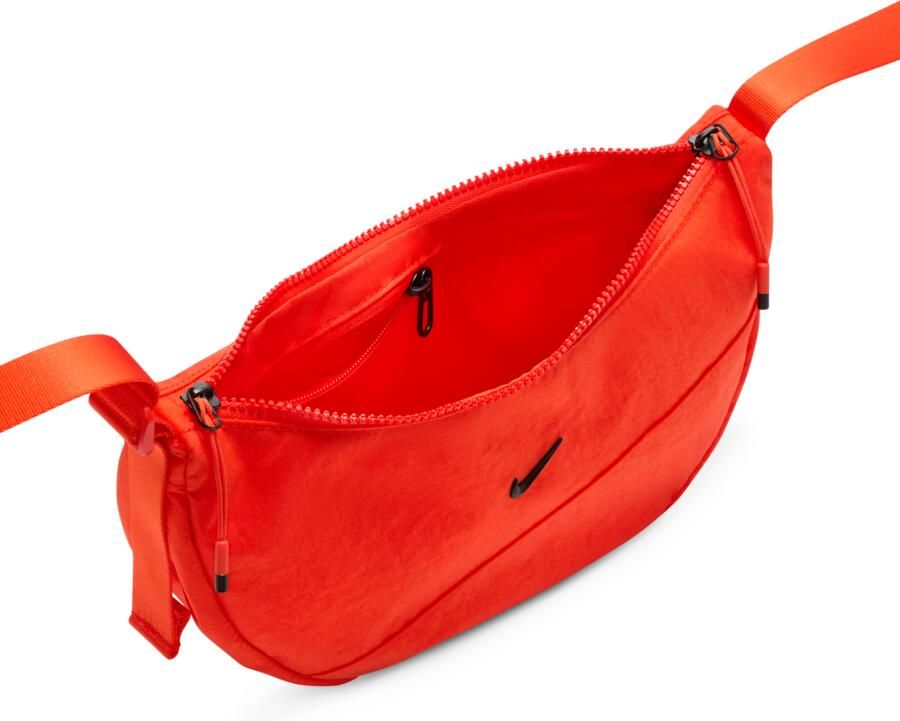 Nike Aura crescent crossbodytas (4 liter) Rood