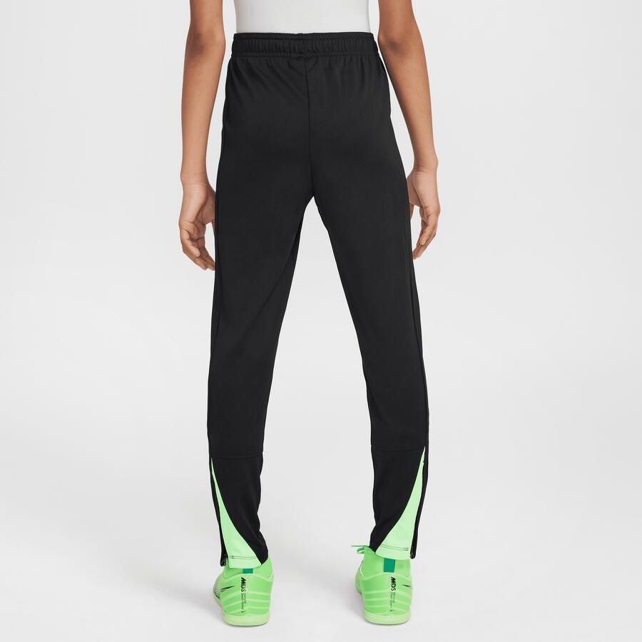 Nike Australië Academy Pro Dri-FIT knit voetbalbroek voor kids Zwart