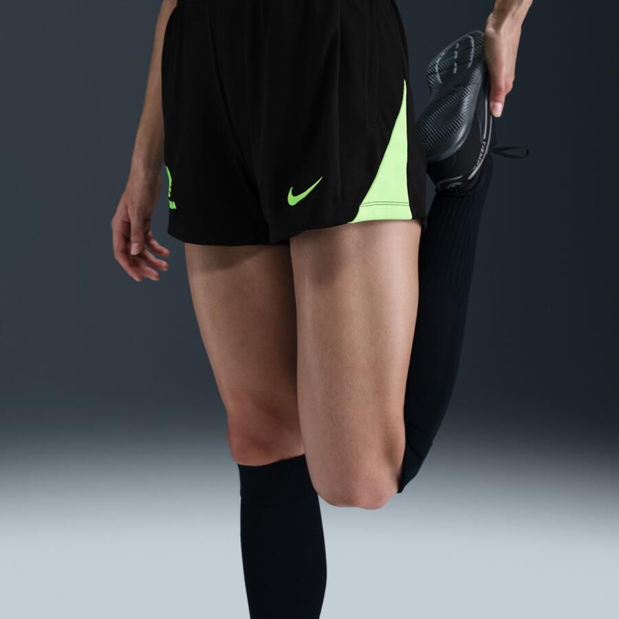 Nike Australië Academy Pro Dri-FIT knit voetbalshorts voor dames Zwart