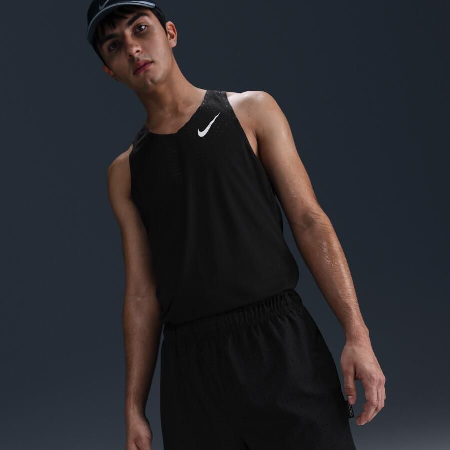 Nike Challenger Breathe Dri-FIT 2-in-1 hardloopshorts voor heren (18 cm) Zwart