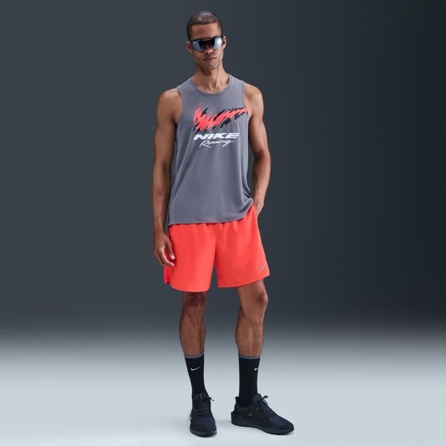 Nike Challenger Dri-FIT 2-in-1 hardloopshorts voor heren (18 cm) Rood - Foto 4
