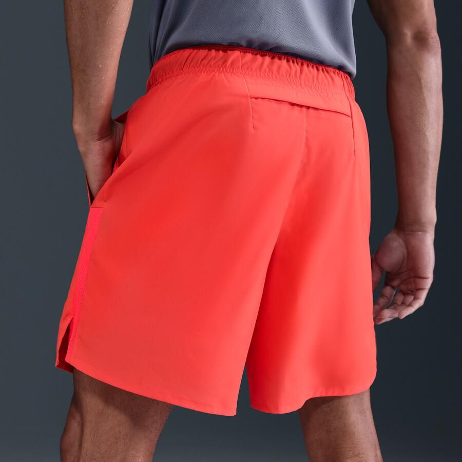 Nike Challenger Dri-FIT 2-in-1 hardloopshorts voor heren (18 cm) Rood - Foto 2