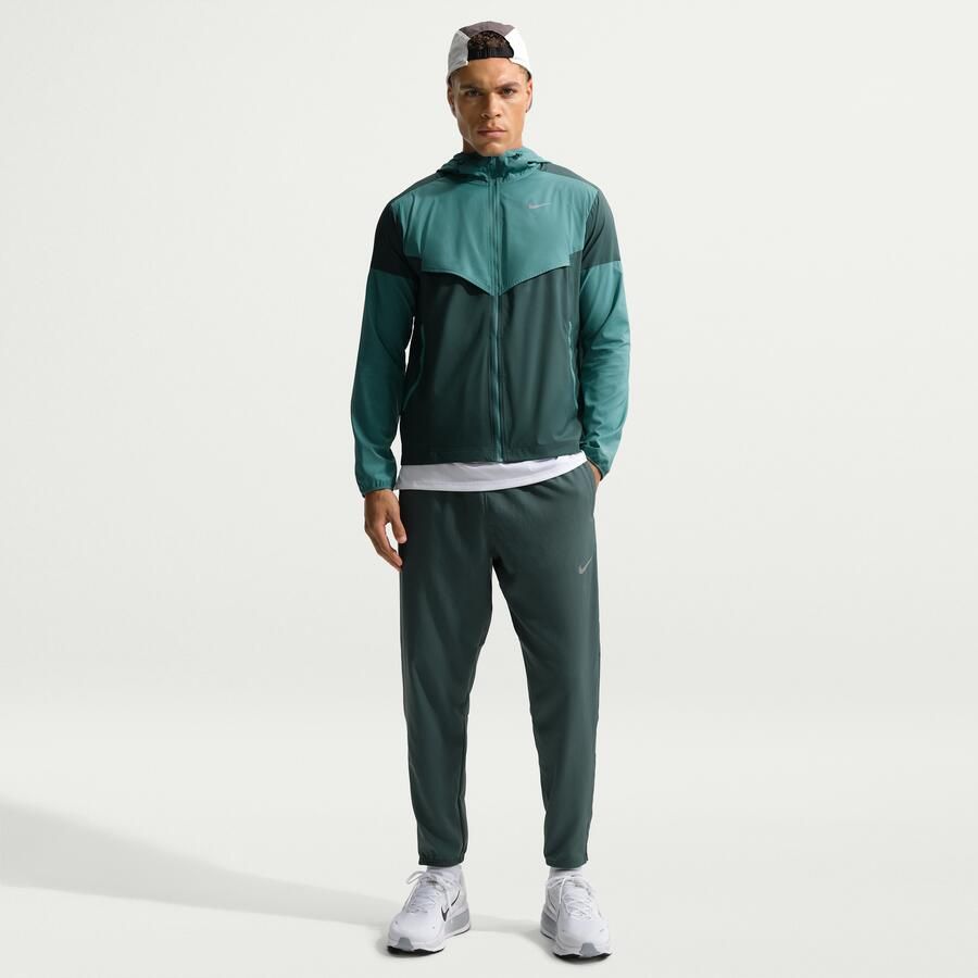 Nike Challenger Dri-FIT geweven hardloopbroek voor heren Grijs - Foto 4