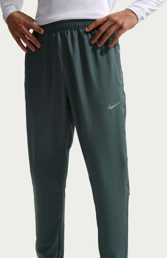 Nike Challenger Dri-FIT geweven hardloopbroek voor heren Grijs - Foto 3