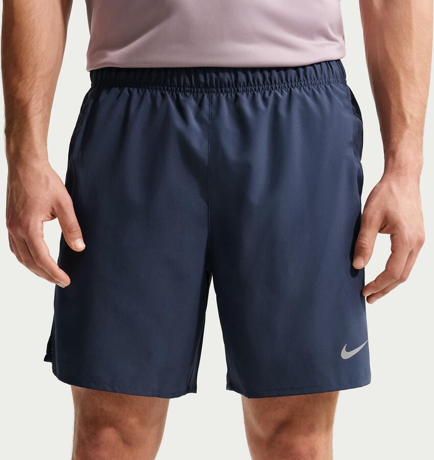 Nike Challenger Dri-FIT hardloopshorts met binnenbroek voor heren (18 cm) Blauw