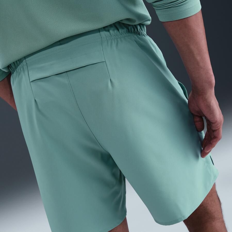 Nike Challenger Dri-FIT hardloopshorts met binnenbroek voor heren (18 cm) Groen - Foto 2