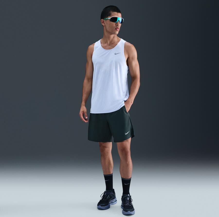 Nike Challenger Dri-FIT hardloopshorts met binnenbroek voor heren (18 cm) Groen - Foto 4