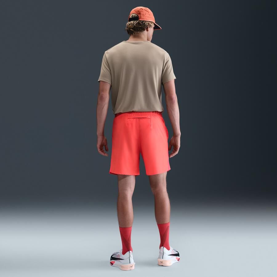 Nike Challenger Dri-FIT hardloopshorts met binnenbroek voor heren (18 cm) Rood - Foto 3